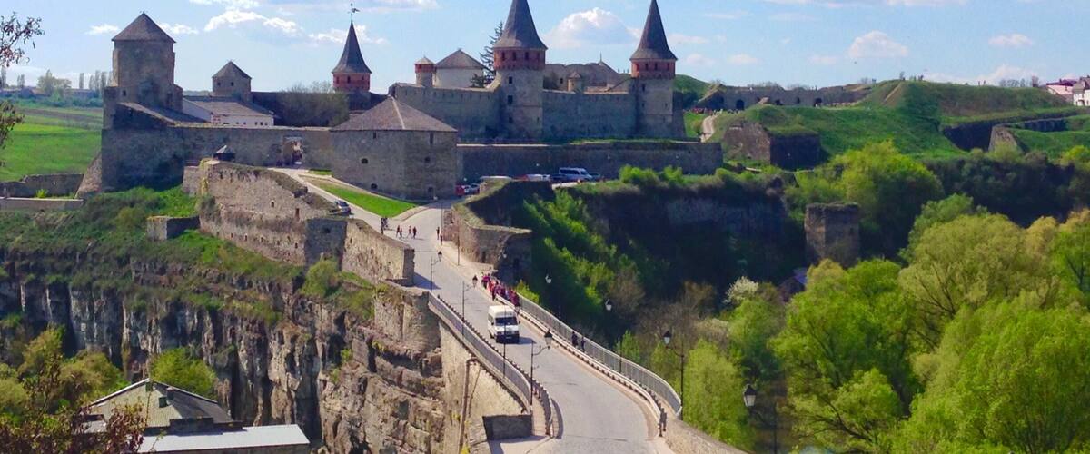 Castle located in the historic city of Kamianets-Podilskyi, Ukraine. lt’s name is attributed to the root word kamin', from the Slavic word for stone.
#Ukraine