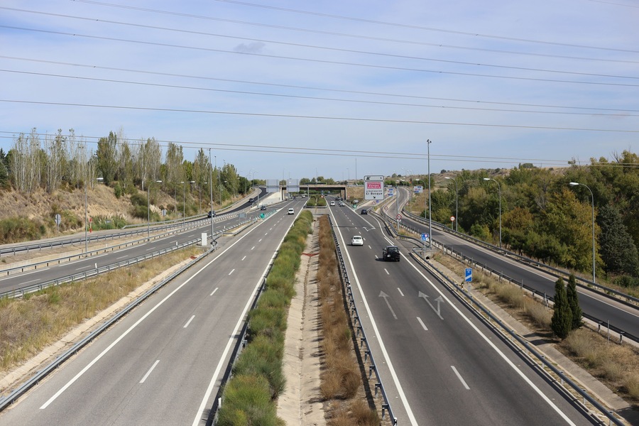 PHONAR - Madrid - Motorway (Rachael & Emilie)