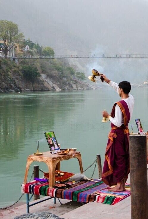 One of my most favourite places in the entire world is Rishikesh, India.  If you're seeking a transformative experience, this place is where magic happens.

#India #Rishikesh