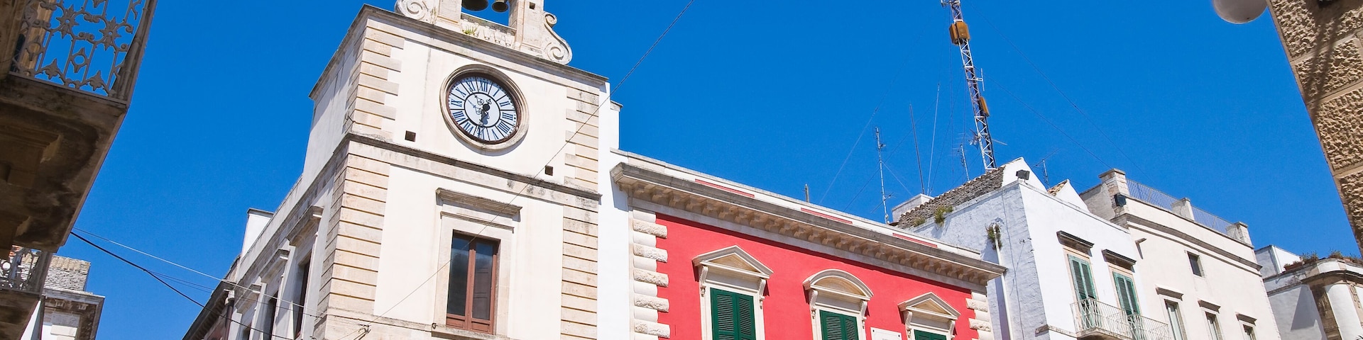 Alleyway. Putignano. Puglia. Italy.