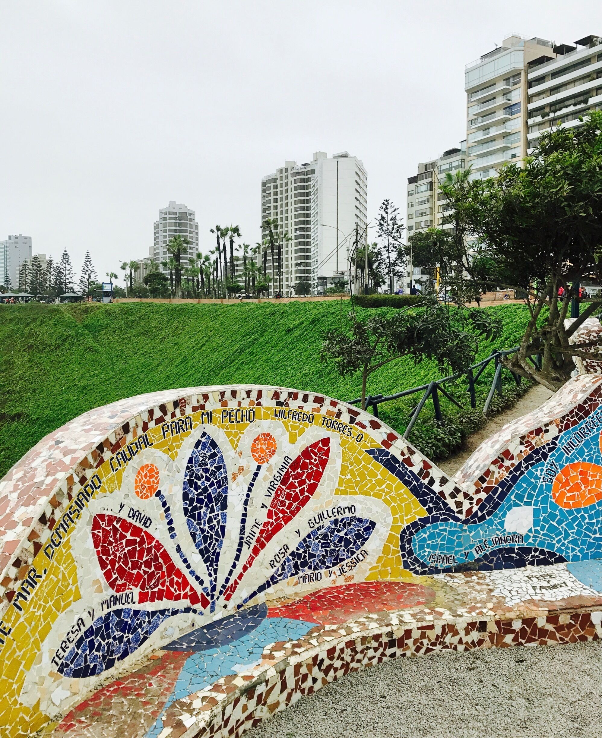 This park is along a walking path that runs alongside the sheer cliffs just north of miraflores Lima peru and offers some pretty amazing views of the Pacific Ocean.