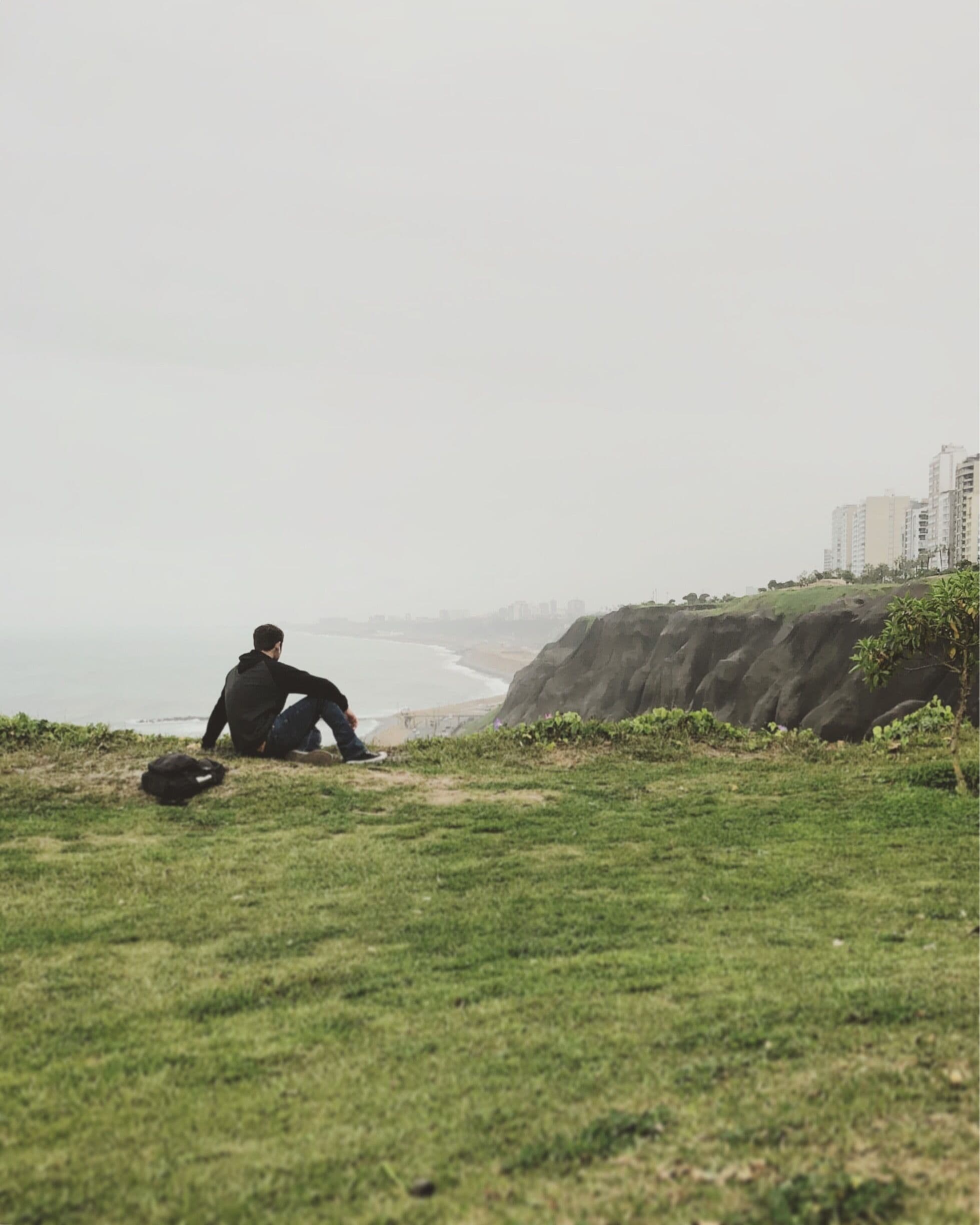 I think this is probably my favorite lookout point in all of Lima, never too crowded and a beautiful view of the coastline. You may even catch a glimpse of the parasailers.