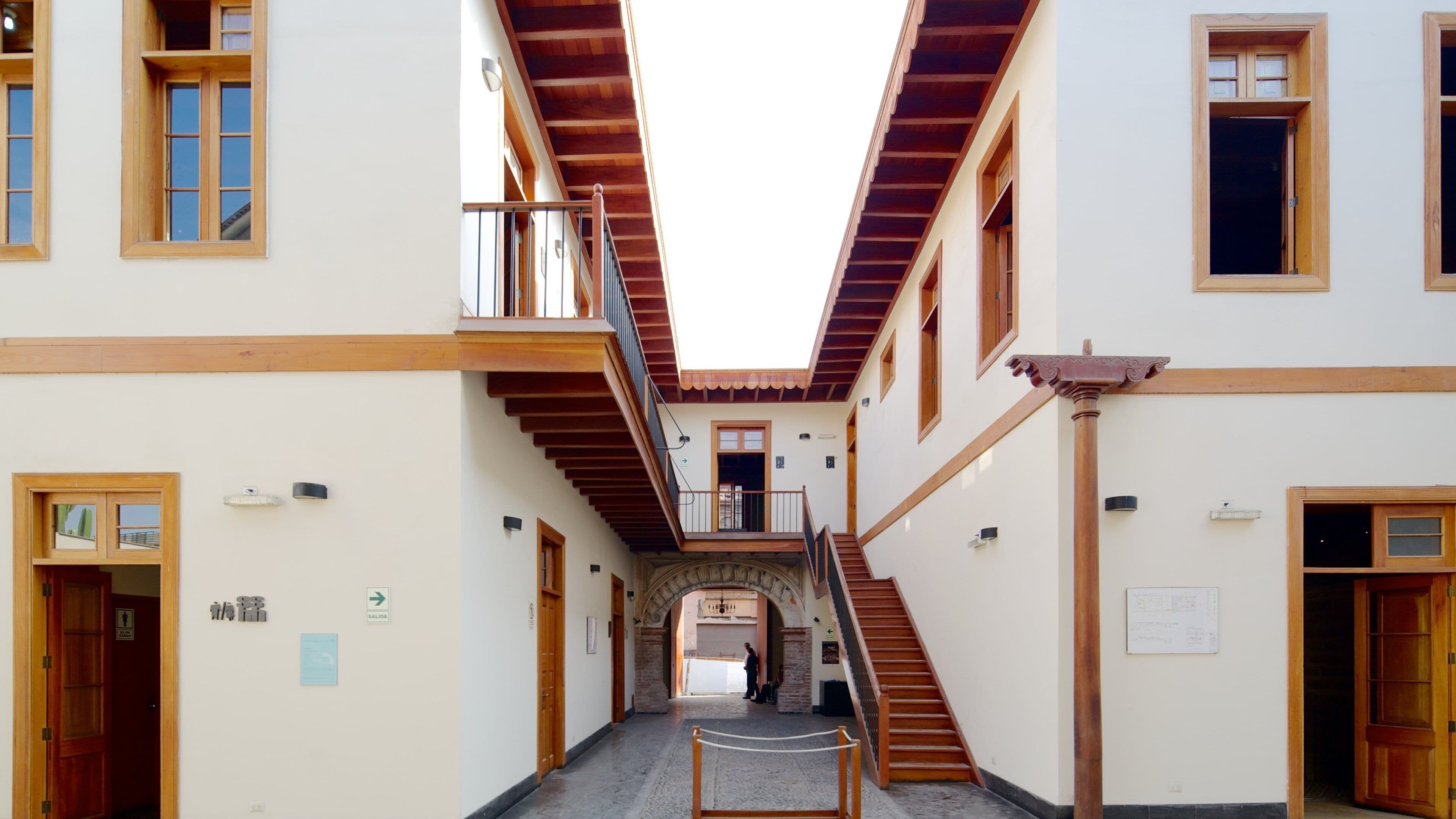 Downtown Lima which includes a house and heritage architecture