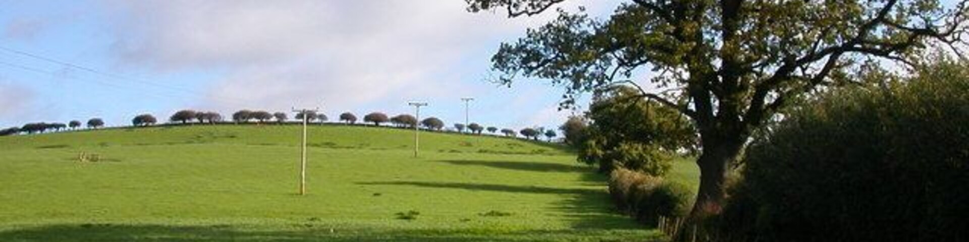 Upper Heyford Path which leads up Glassthorpe Hill.