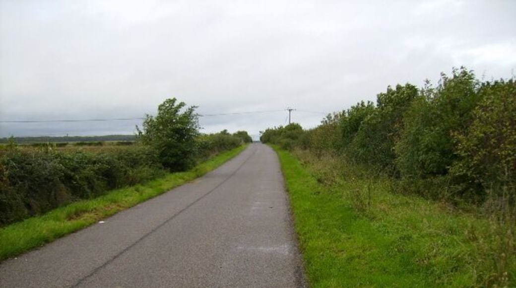 Country lane near Deanshanger