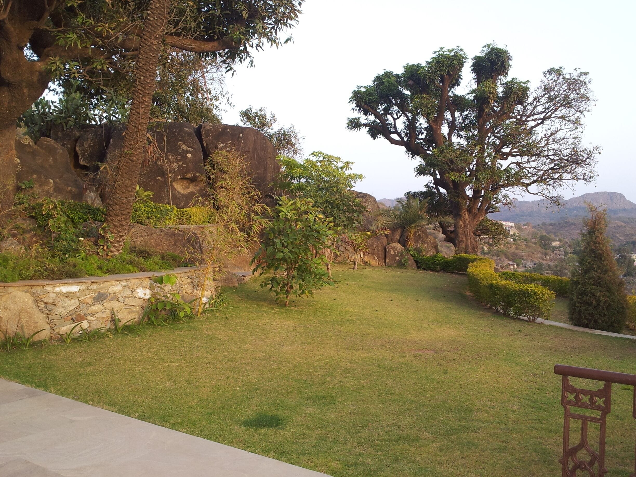 Hard landscape garden