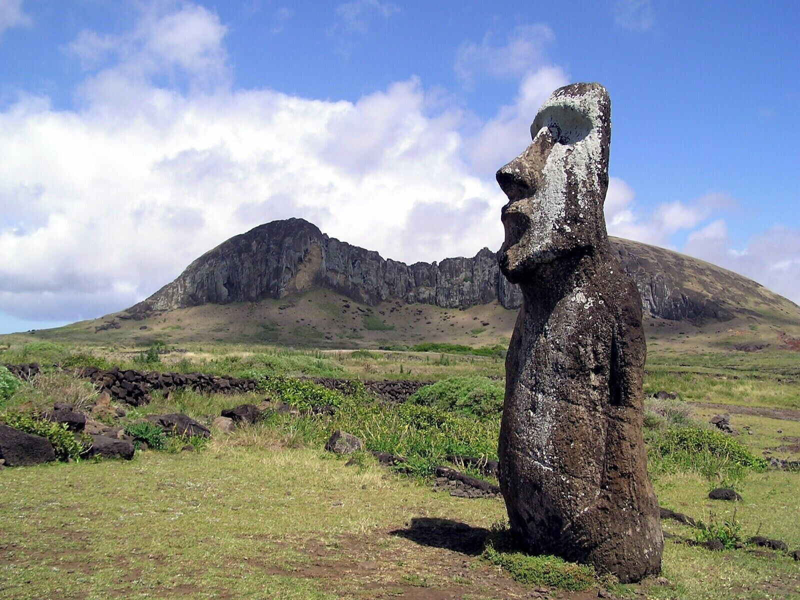 #TroveonTuesday #EasterIsland #chile #IlhaDaPascoa #GreatOutdoors #Culture #History

Moai with Rano Raraku volcano in the background.

What to say about this island full of mysteries, mysticism and unanswered questions? What could be said to define it completely? Something about the Moais, their orientation on the altars, the people who built them, the transportation used to take them to the altars? Or something about the rocks with magnetic properties? Or something about the altars with perfectly adjusted stones resembling those of Machu Pichu? Who knows anything about their writing, still totally undeciphered, Rongo-rongo? Its location, in the middle of the Pacific Ocean, about 2000 km from any other piece of land?

Perhaps the best definition, for this island, is the one I read, I do not know where, nor written by who, saying that Easter Island is a place, far from everything and everyone, that somehow makes us closer to ourselves.

Moai com vulcão Rano Raraku ao fundo.

O que dizer desta ilha cheia de mistérios, misticismo e perguntas não respondidas? O que poderia ser dito que a definisse completamente? Algo sobre os Moais, a sua orientação sobre os altares, o povo que os construiu, o transporte utilizado para os levar até aos altares? Ou algo sobre as pedras com propriedades magnéticas? Ou ainda algo sobre os altares com pedras perfeitamente ajustadas lembrando as de Machu Pichu? Quem sabe algo sobre a escrita, ainda indecifrada totalmente, Rongo-rongo? A sua localização, no meio do Oceano Pacífico, a cerca de 2000 km de qualquer outro pedaço de terra? 

Talvez a melhor definição, para esta ilha, seja a que eu li, não sei aonde, nem escrita por quem, que dizia que a Ilha de Páscoa é um lugar, longe de tudo e de todos, que, de alguma forma, nos torna mais próximos de nós mesmos.