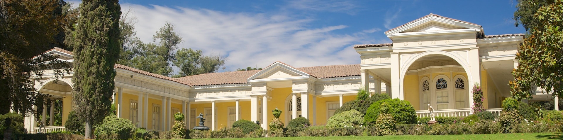 Central Chile which includes a park and heritage elements