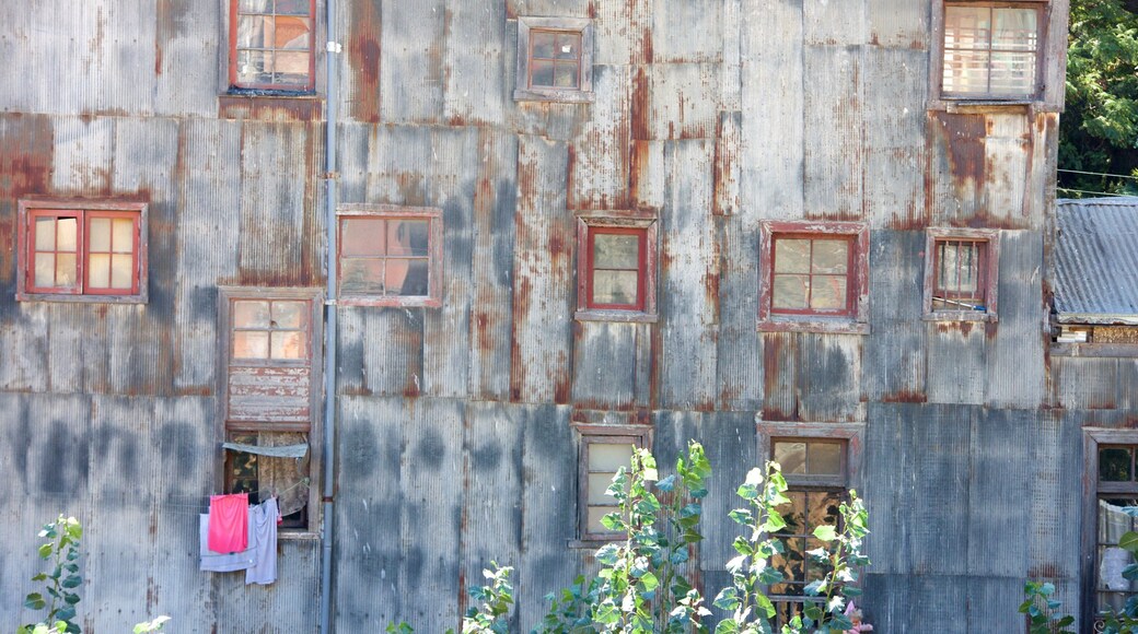 Central Chile which includes heritage elements