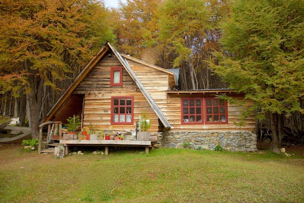 Valley of Wolves which includes a house and forest scenes