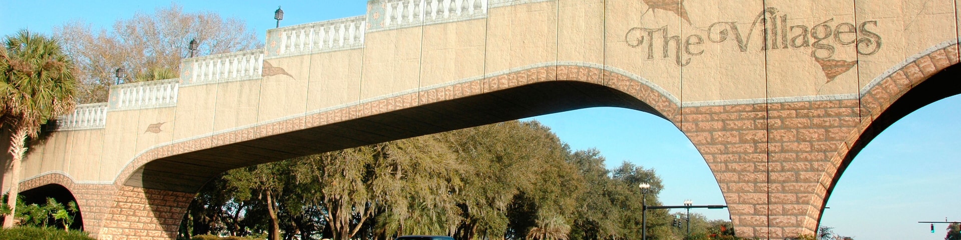 A6FC8H The Villages Orlando Florida planned golf and sports retirement community. Image shot 2007. Exact date unknown.