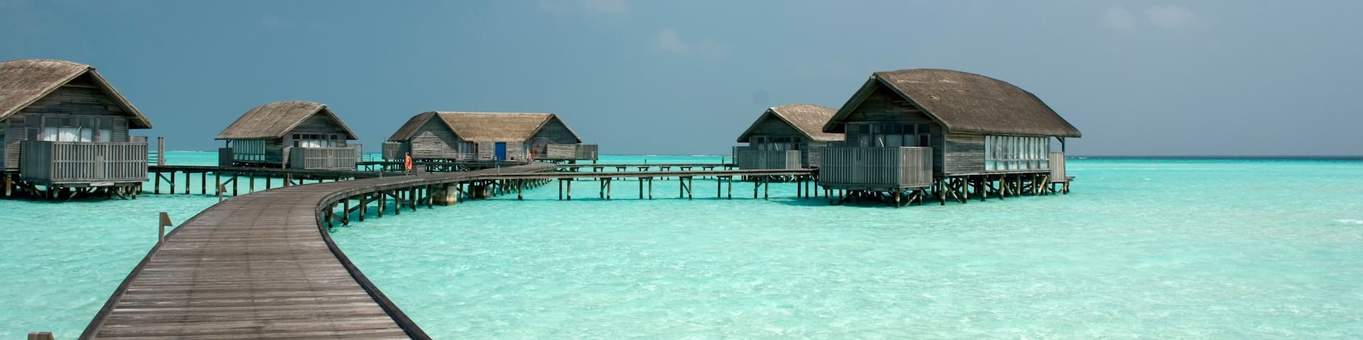 Makunufushi Island