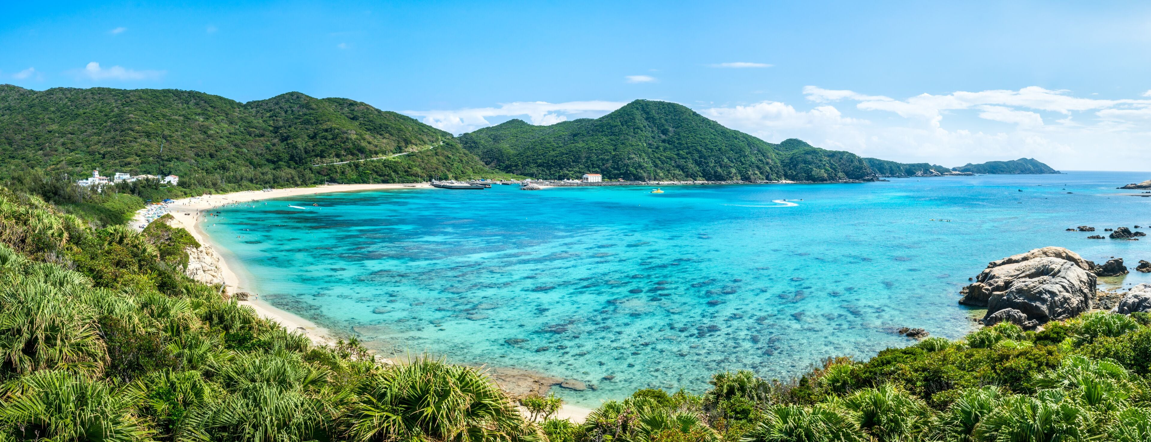 Aharen Strand auf der Insel Tokashiki,  Kerama Inselgruppe, Okinawa, Japan