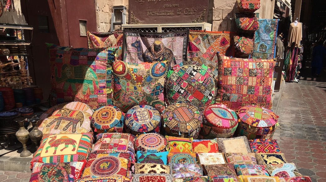 Gorgeous textiles .. haggling obligatory!!