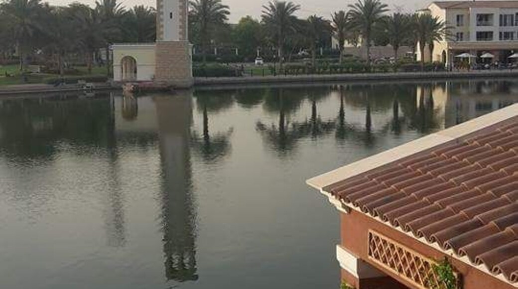 Courtyard, Marriott, Dubai