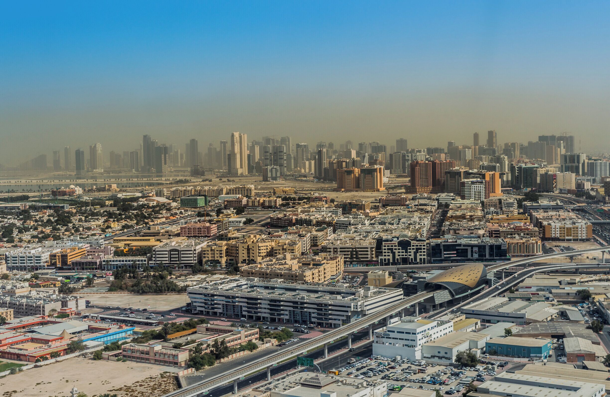 A photo taken while the flight was taking from the Dubai international airport. I had a transit of 10h in Dubai while flying to Oslo. Obviously, it's not enough to visit Dubai city, I really need to go back there again.