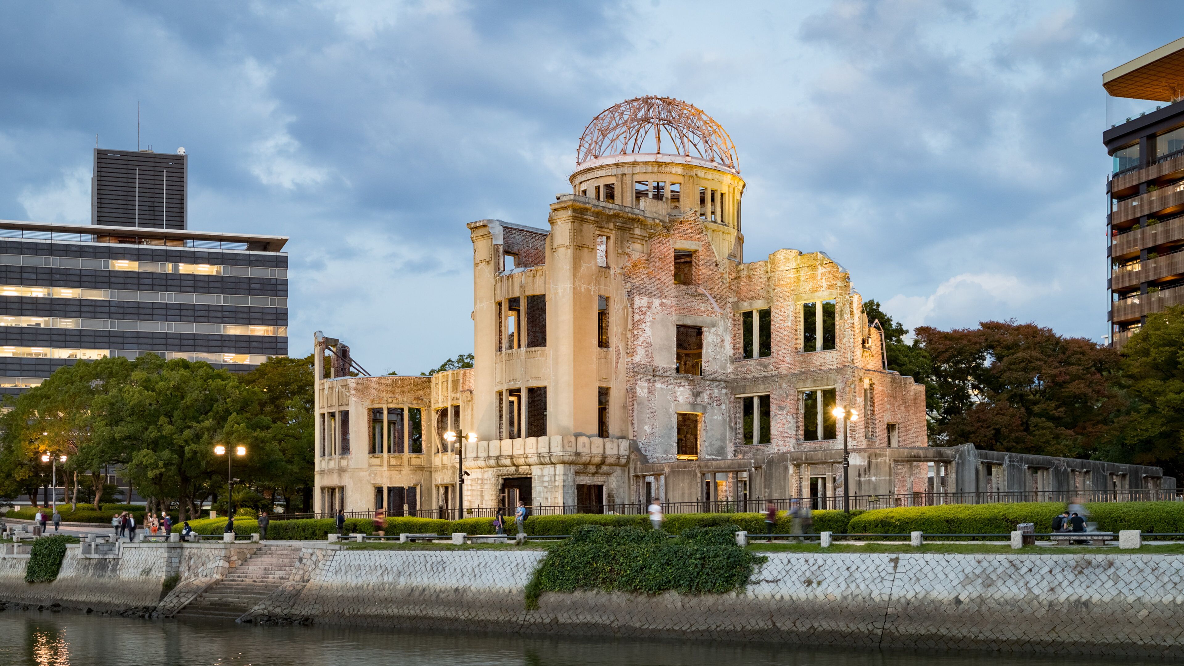 Hiroshima which includes heritage elements, a river or creek and building ruins