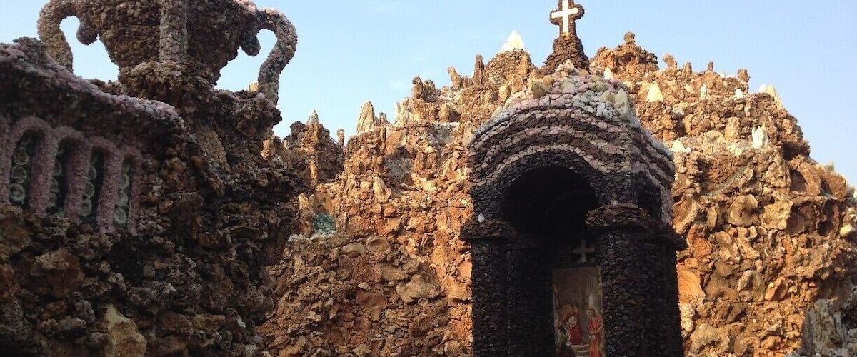 A portion of the Grotto of the Redemption looms ahead, this monument is enormous and incredible. The largest accumulation of rocks and exotic gems in the world.
#localgem