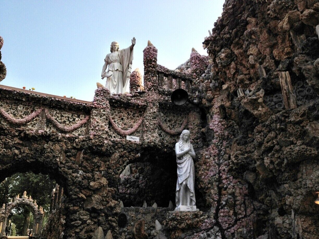 The largest man made grotto on Earth, and considered to be the "Eighth Wonder of the World", this particular scene depicts Paradise Lost, in the book of Genesis.
#localgem