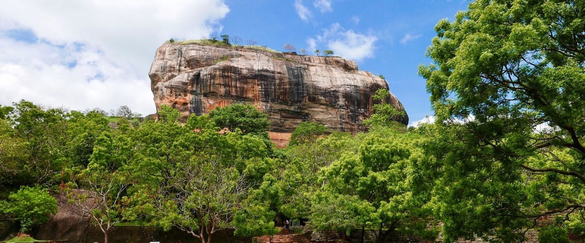 Sigiriya Rock, Sri Lanka. 🇱🇰 #lifeatexpedia #sigiriya #amazingsrilanka