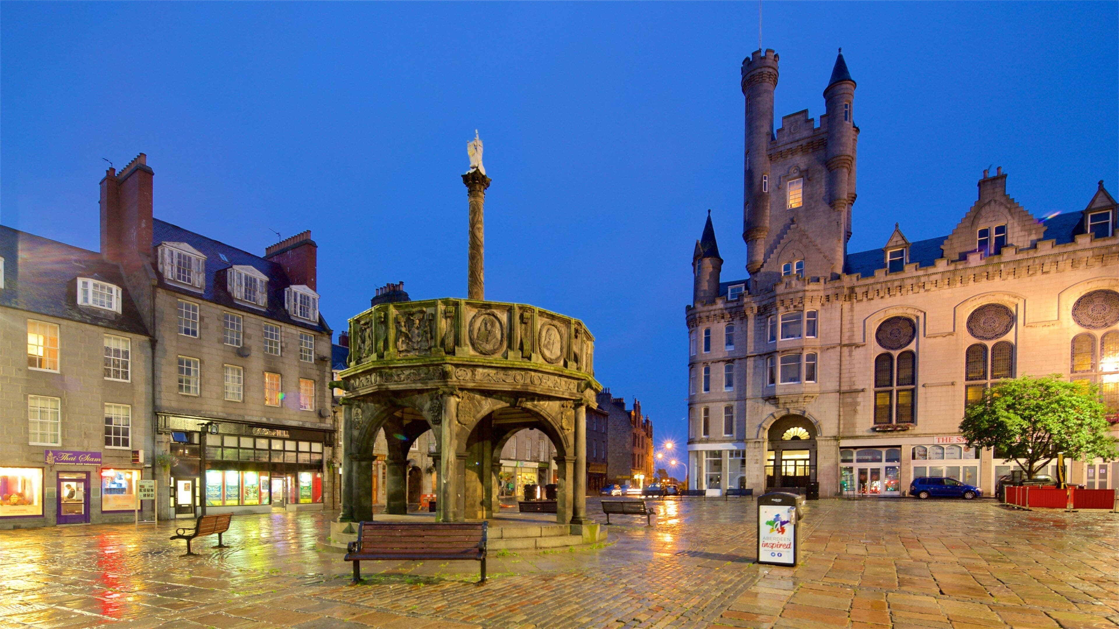 Aberdeen showing night scenes, a city and heritage elements