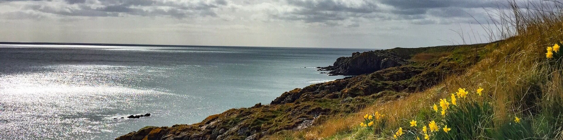 Nice walk by the sea in Altens