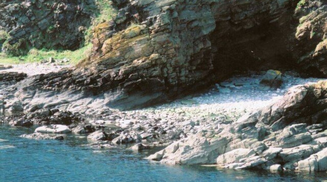 The bay at Cove. A hidden harbour in the city of Aberdeen