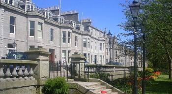 Granite and Flowers in the West End