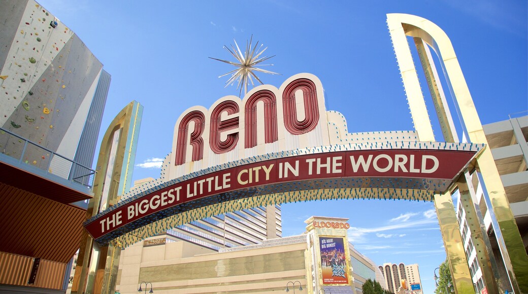 Nevada ofreciendo señalización y una ciudad