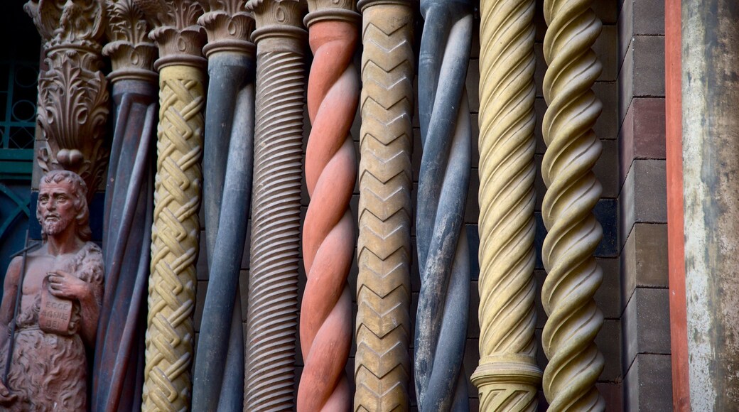 Cordoba which includes heritage architecture