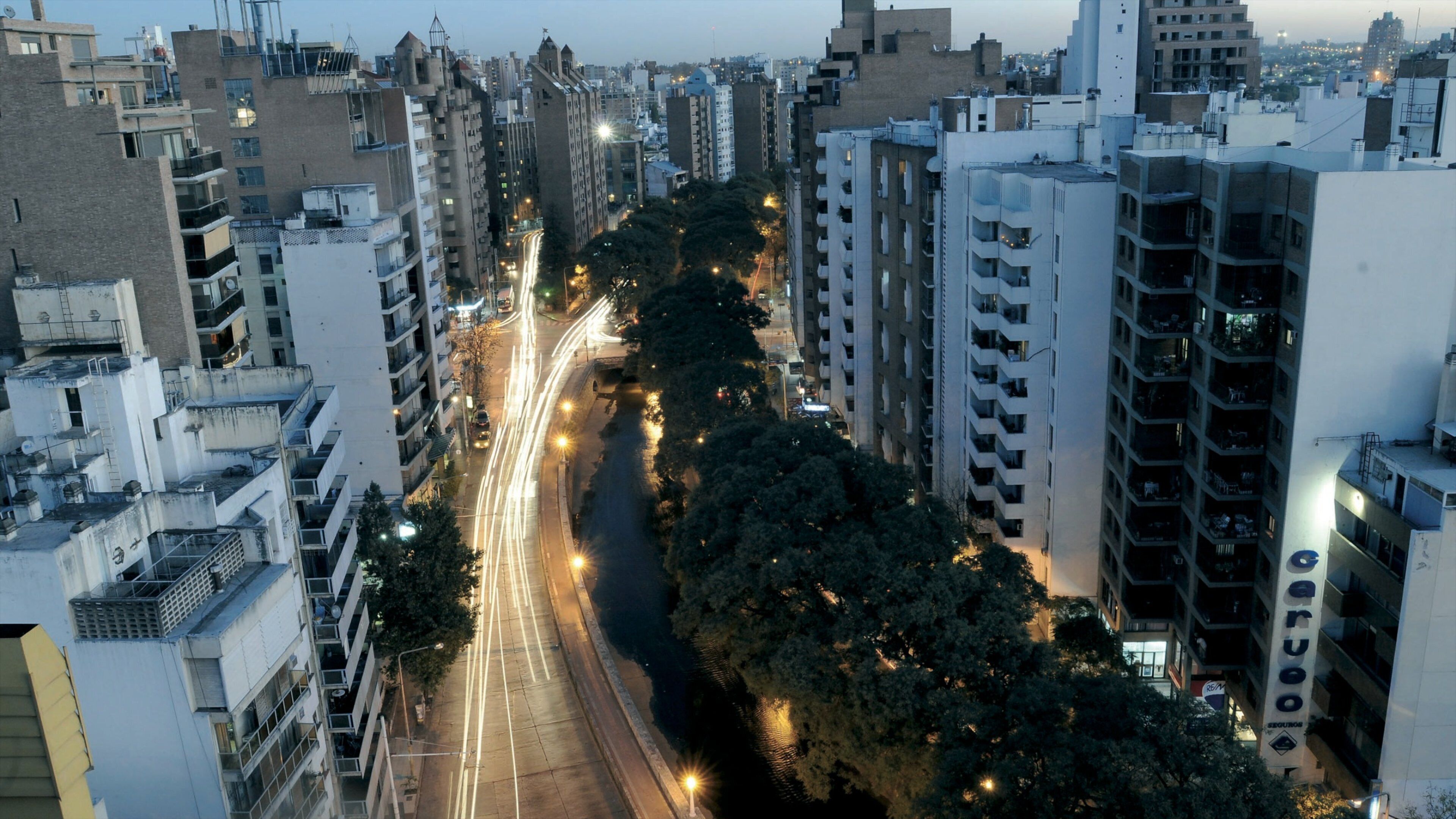 Córdoba que incluye una ciudad, vistas de paisajes y escenas nocturnas