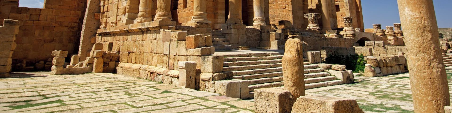 Tunisia, Kairwan, Sbeitla, the Forum at Sufetula Roman ruins