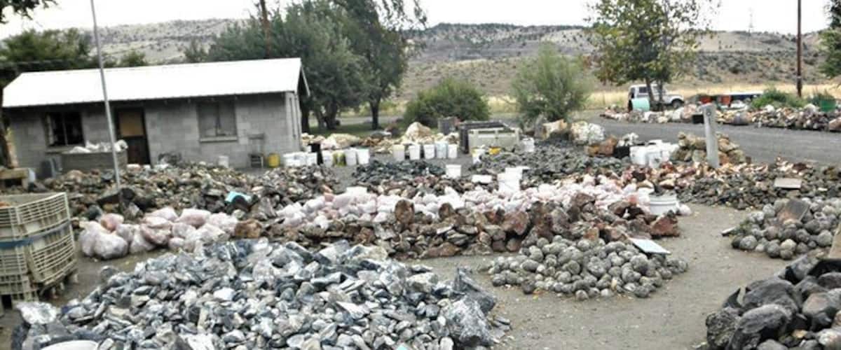 Neat place for geology nerds to go rockhounding. Check out the neat museum/shop during opening hours!