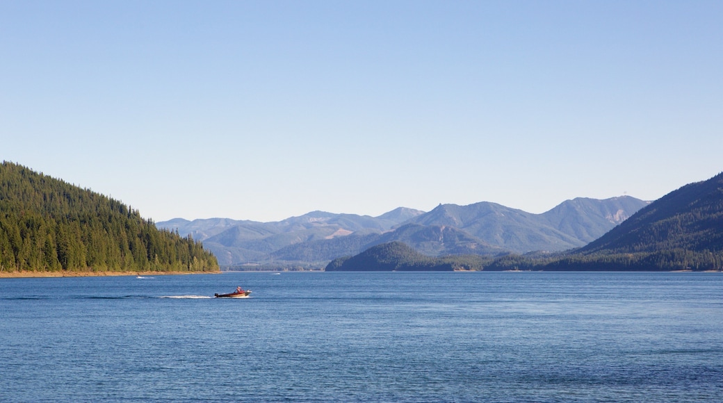 Sentrale Washington som viser elv eller bekk og fjell