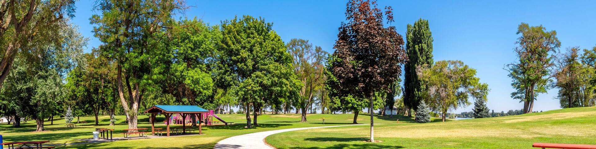 A summer day at the 24 acre lakeside Blue Heron Park in the city of Moses Lake, Washington, in Central Washington, USA.