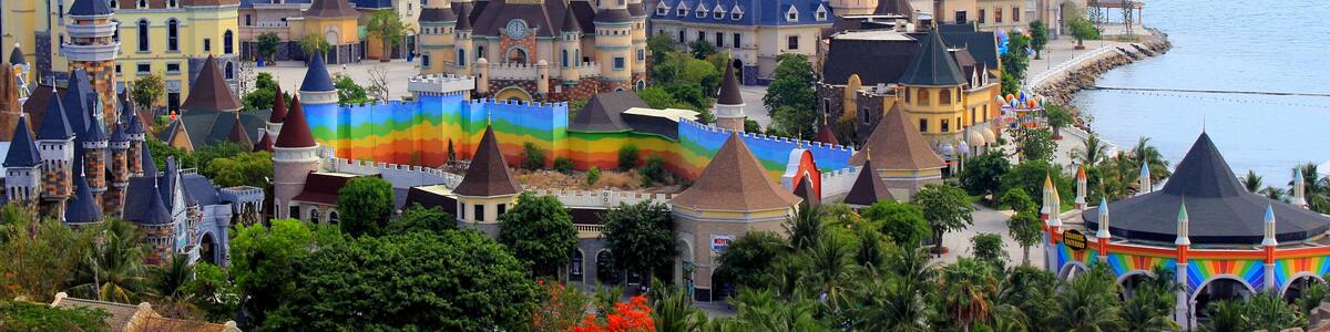 Vinperl Island and view of the city of Nha Trang. Vietnam; Shutterstock ID 1451189894; Purchase Order: SP-2378; Order Number: Vietnam/Phuket Go Guides Dec 19; Client/Licensee: Hotels.com - Lee Ban Tw