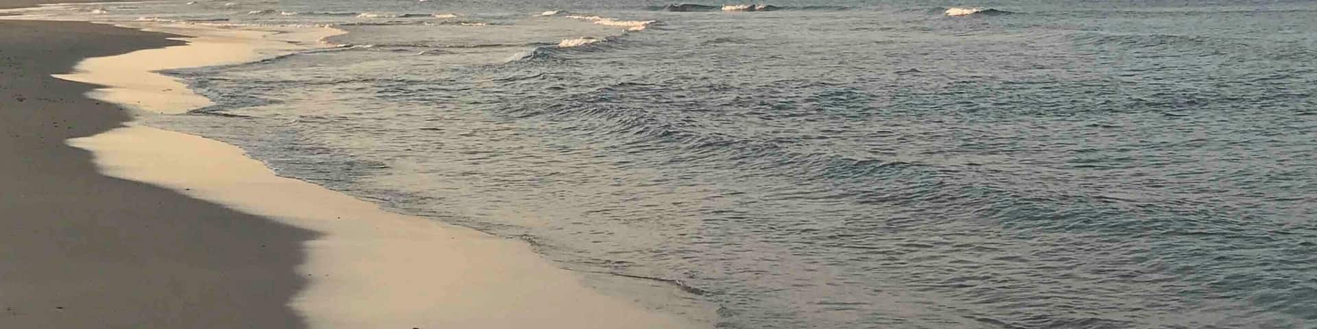 QUY NHON Vietnam
Take Domestic flight from Ho Chi Minh about an hour trip to Binh Dinh province.
I love to desribe this place as serene, sands are fine and clean
not too commercial and crowded.
Photo taken late afternoon.