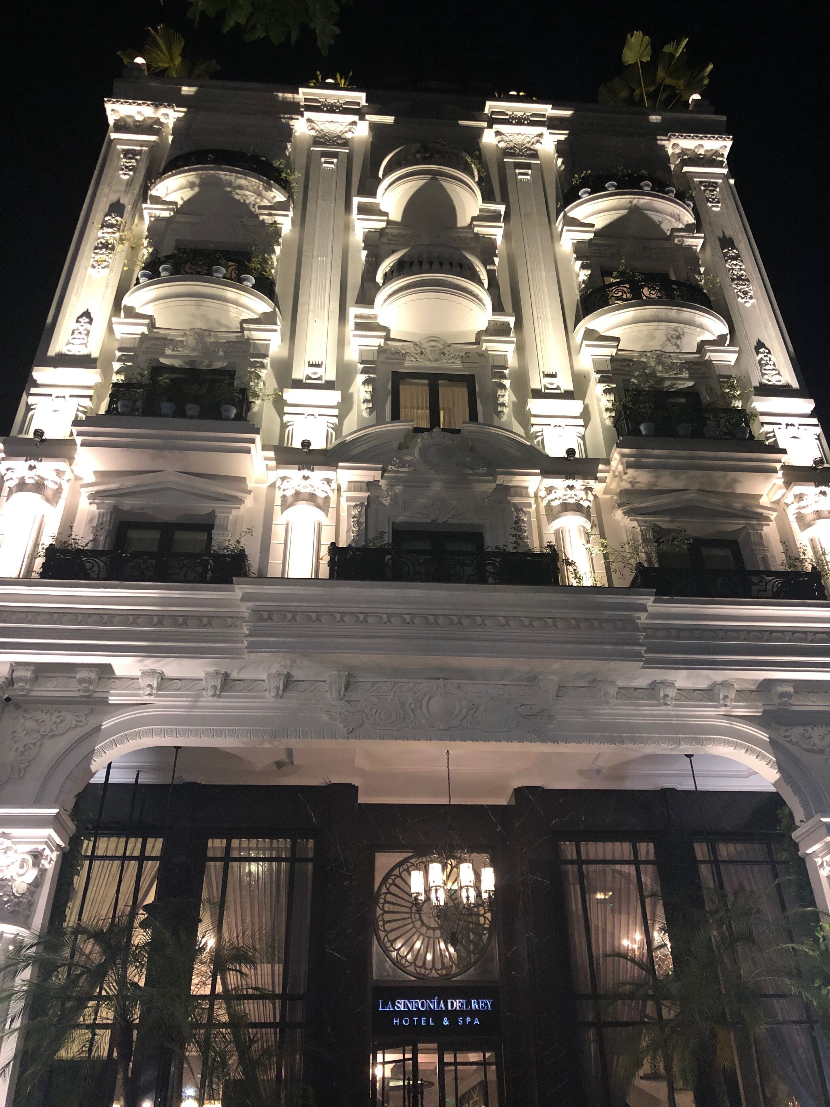 Old colonial house turned hotel 