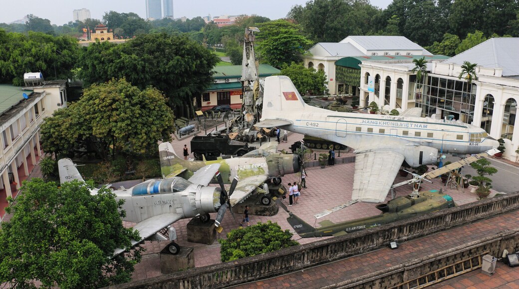 Lots of interesting things form the War. Approx 1hr to see all, walkable from the centre of Hanoi