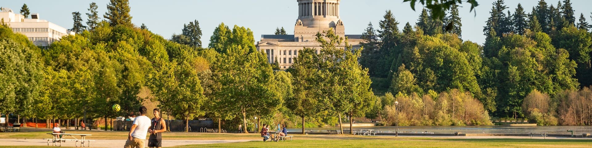 Olympia showing a garden, an administrative buidling and heritage architecture