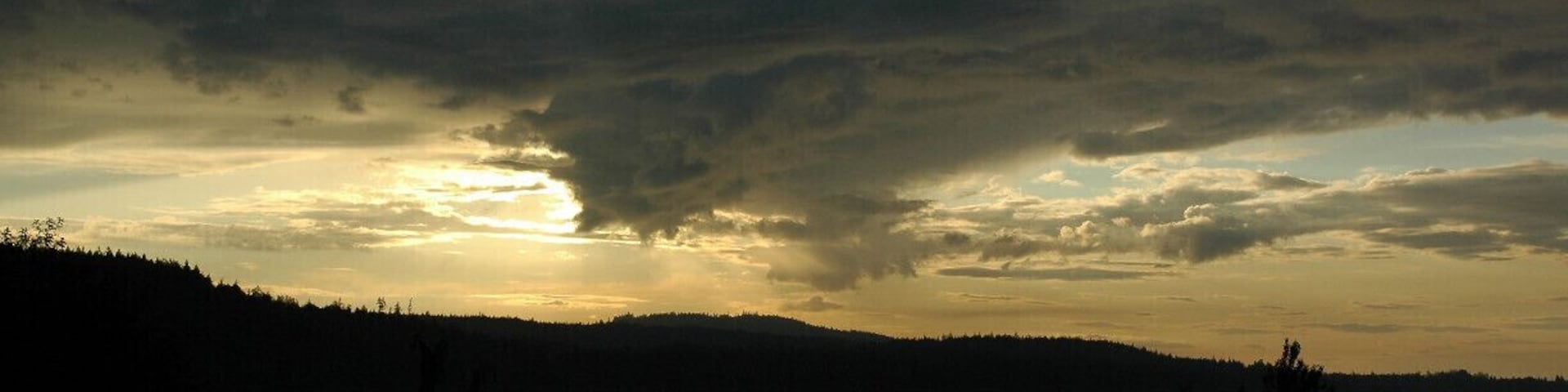 The drive from Seattle to Port Angeles was amazing this time around, as the sun and clouds cooperated to help me get this shot.