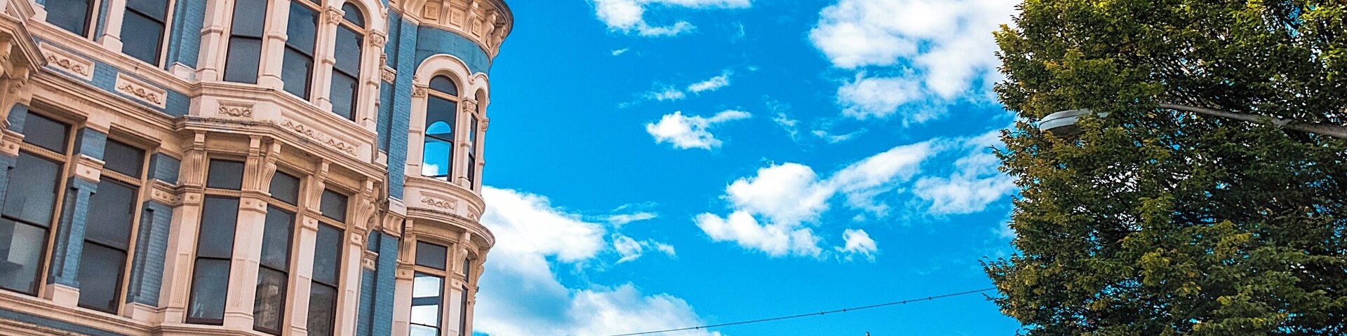 The figurative center of the downtown district, at the intersection of Water and Taylor Streets.
That's the Hastings Building to your left, constructed in 1890 and now undergoing extensive renovation to restore it to its former glory.
But one look at the exterior and you can see that there's still plenty of glory in this beautiful old structure.