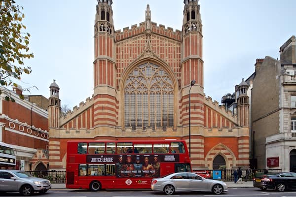 Chelsea presenterar historisk arkitektur