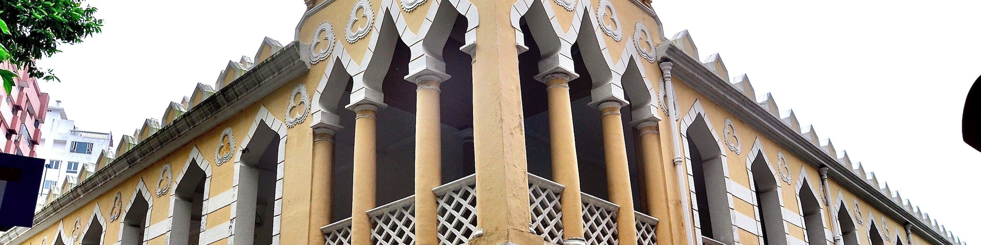 UNESCO World Heritage Site: Historic Centre of Macau
Moorish barracks is a historical barracks in Macau and built in 1874 to accommodate a Muslim regiment from Goa, Portuguese India. It was designed by an Italian architect and the building itself is an architectural masterpiece.
#Macau #Macao #history #barrack #architecture #UNESCOWorldHeritageSite