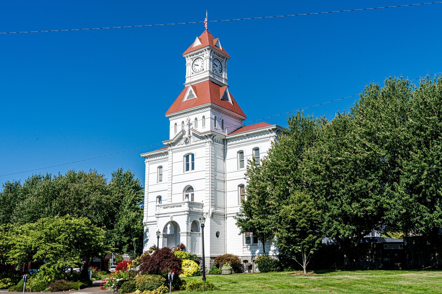 Benton County Courthouse in Corvallis, Oregon, the oldest in the state