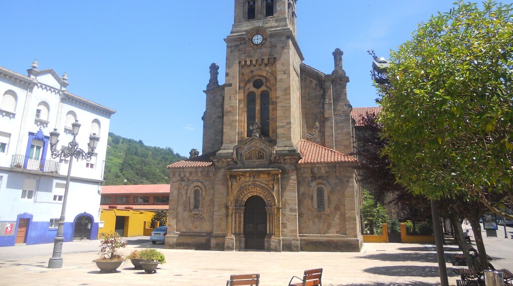 Iglesia San Esteban de Ciaño, Asturias.