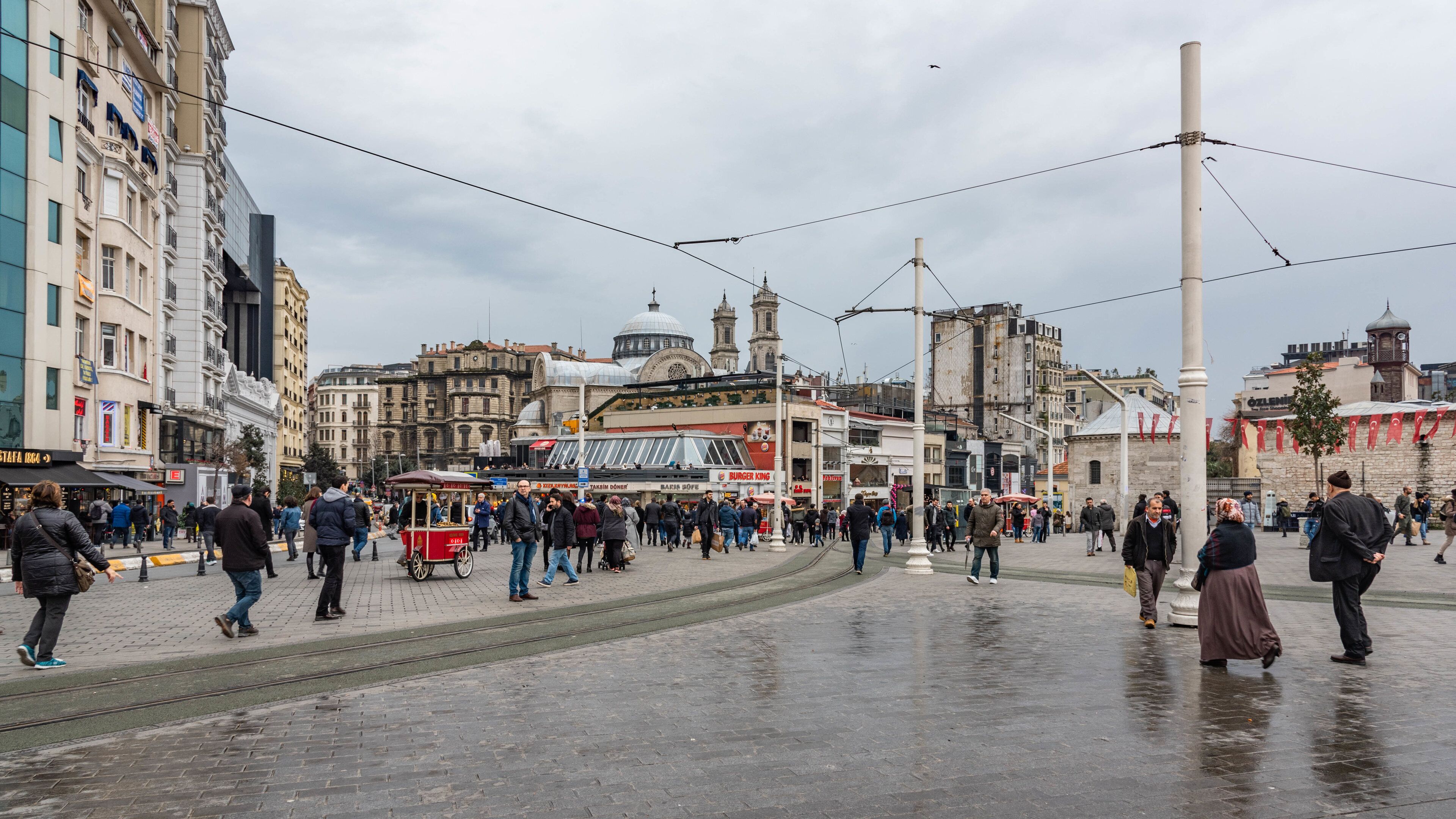 Taksim featuring a city and street scenes
