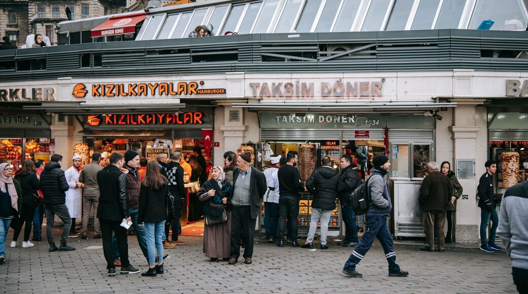Taksim featuring street scenes