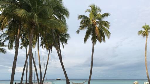 The One & Only Reethi Rah is in Maldives' North Male Atoll.
#beachbound