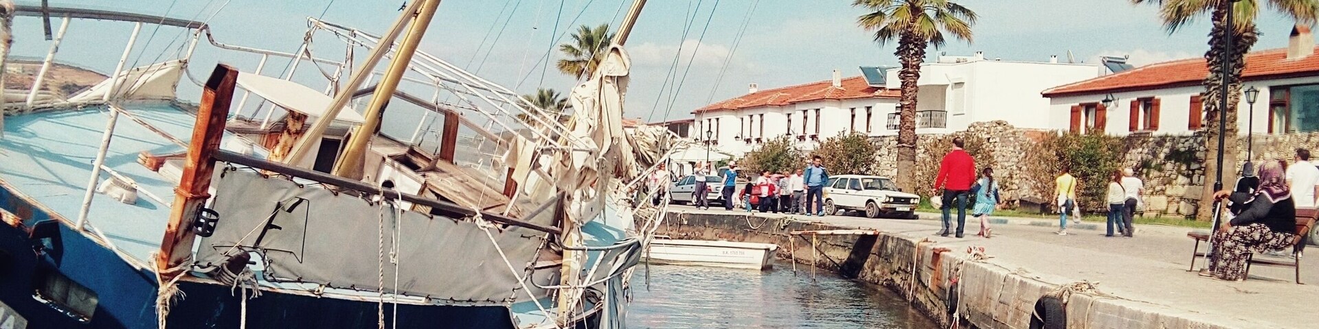 You should come and see this pretty town in İzmir. #Turkey